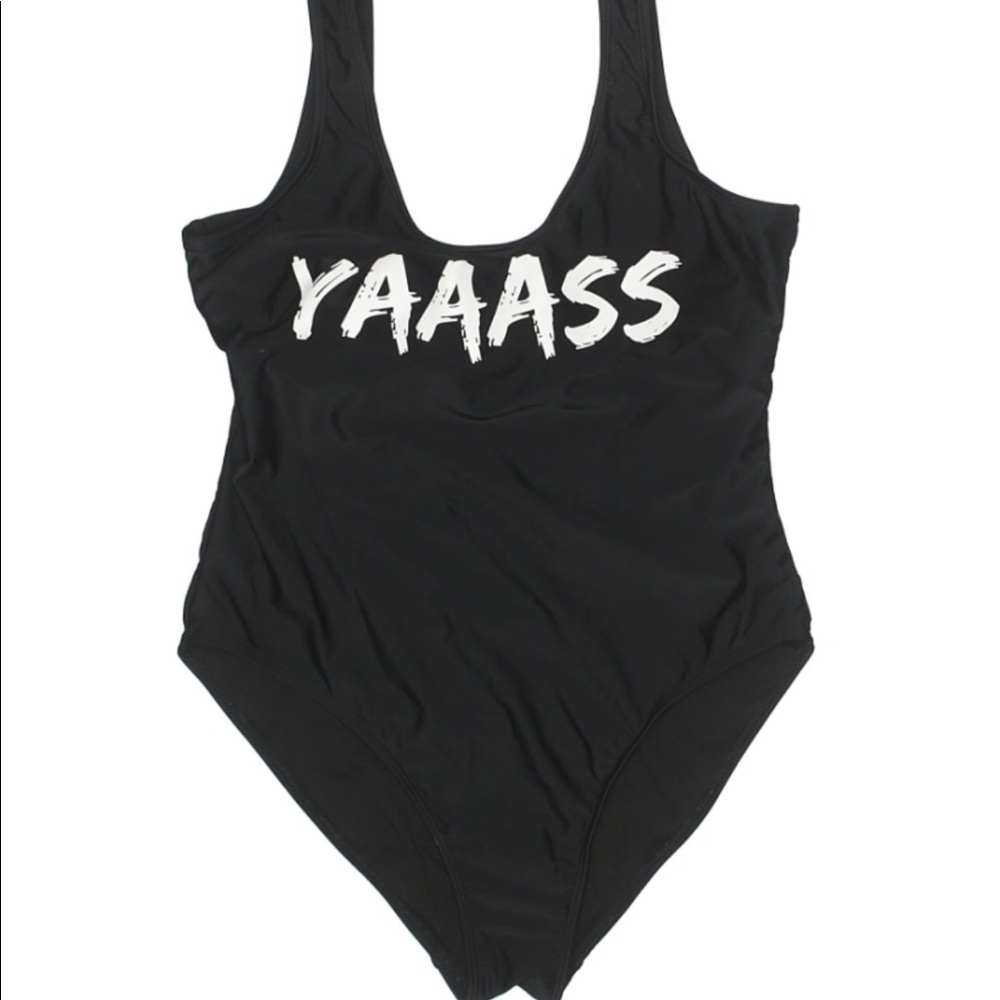 No Boundaries yaaas black swim suit